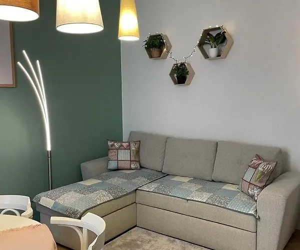 Fresh Start Apartment *